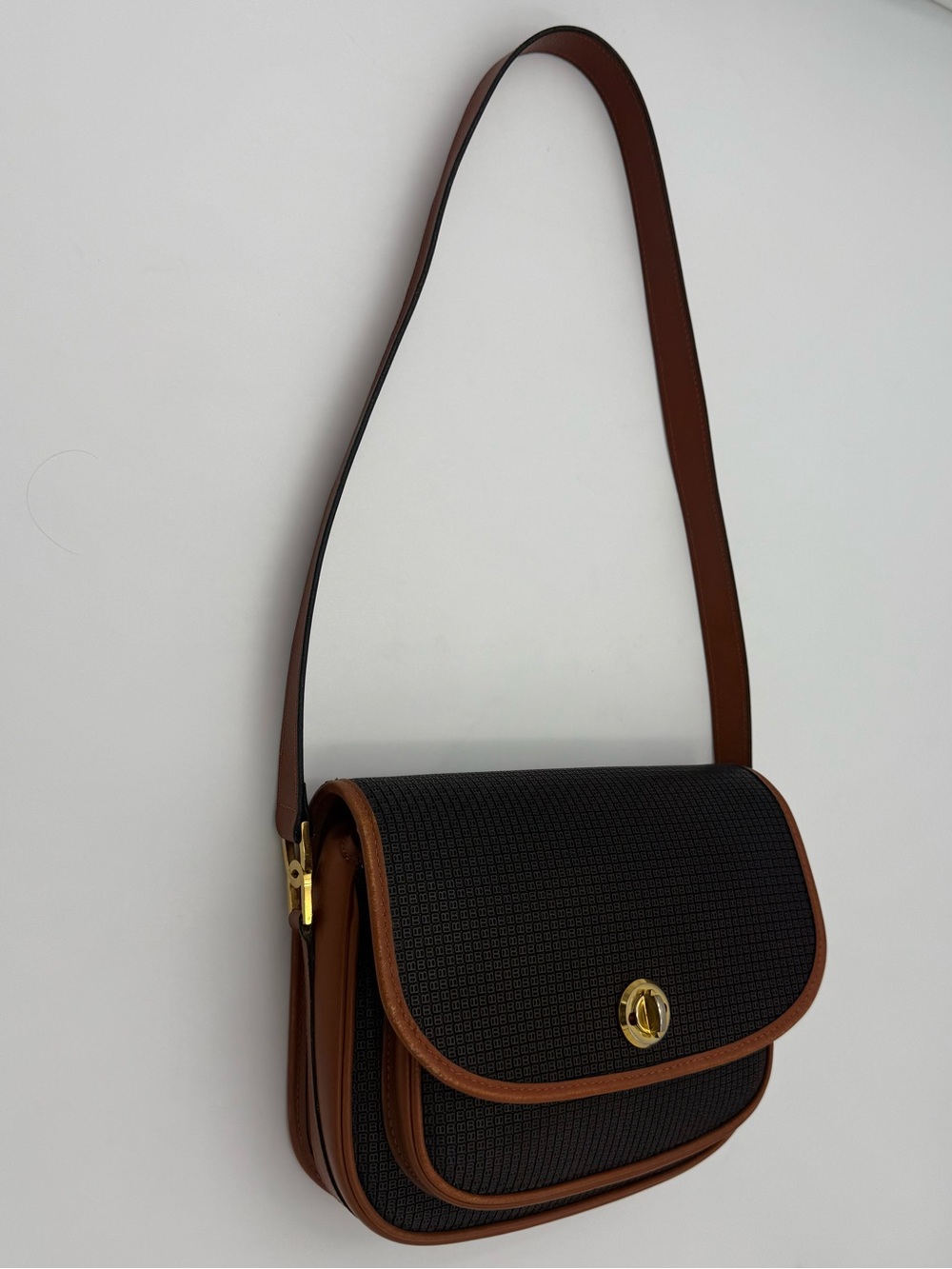 🇨🇭BALLY of SWITZERLAND 1851 • Saddle 23 Shoulder Bag in Monogram • Made in ITALY